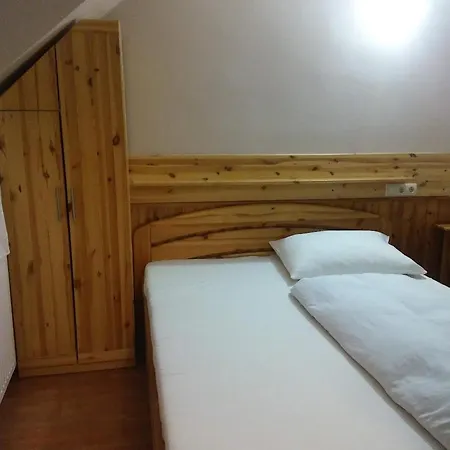 Kispipa Panzio Bed & Breakfast