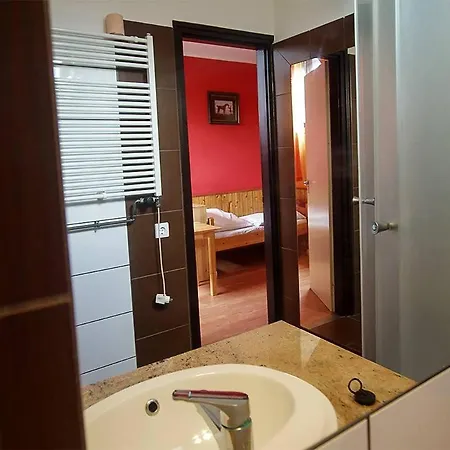 Bed & Breakfast Kispipa Panzio Szombathely