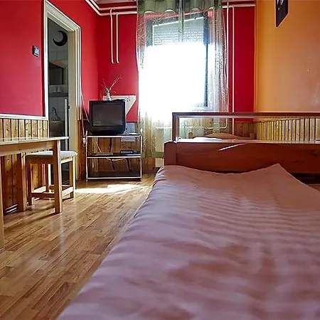 Kispipa Panzio Nocleg ze śniadaniem