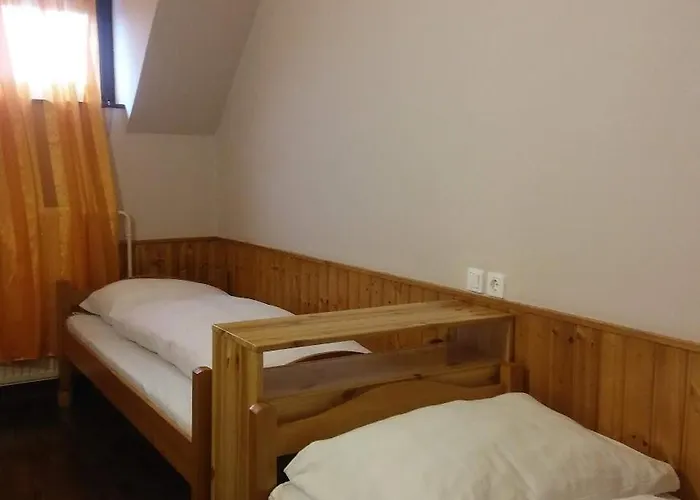 Kispipa Panzio 3* Szombathely